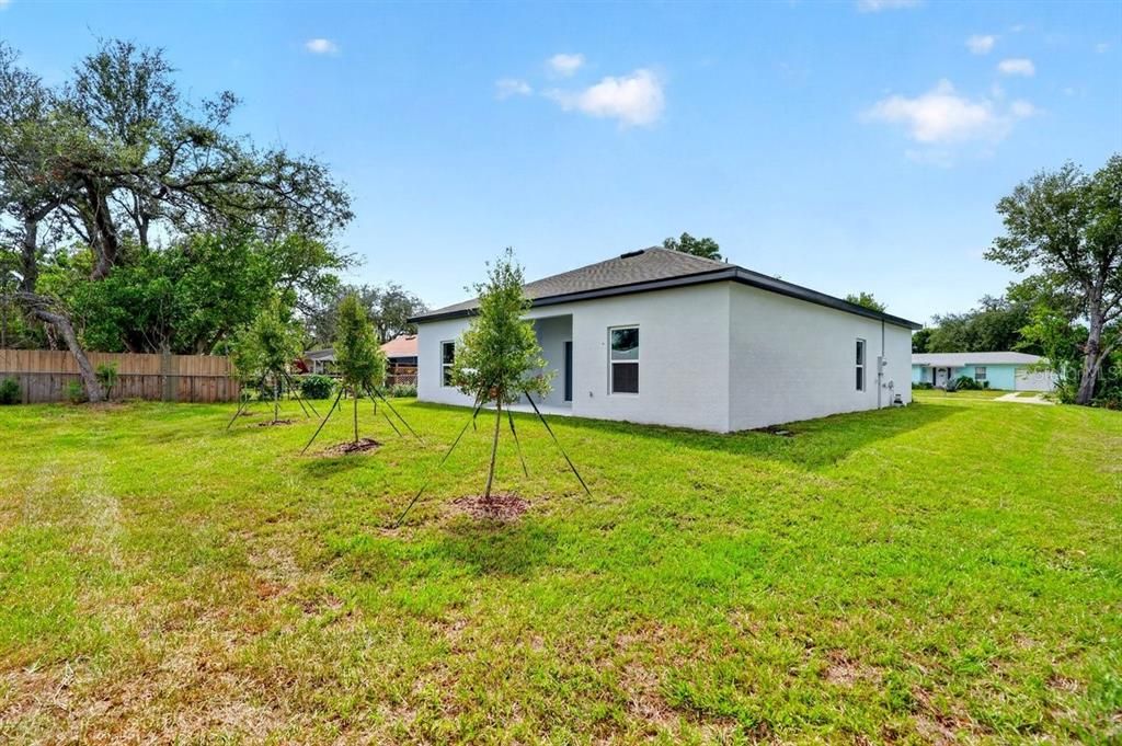 На продажу: $349,999 (3 спален, 2 ванн, 1540 Квадратных фут)