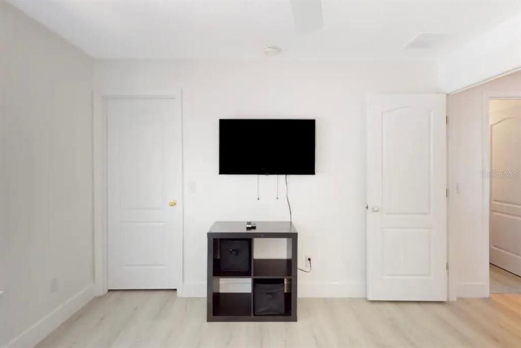 En Venta: $365,000 (4 camas, 3 baños, 1768 Pies cuadrados)