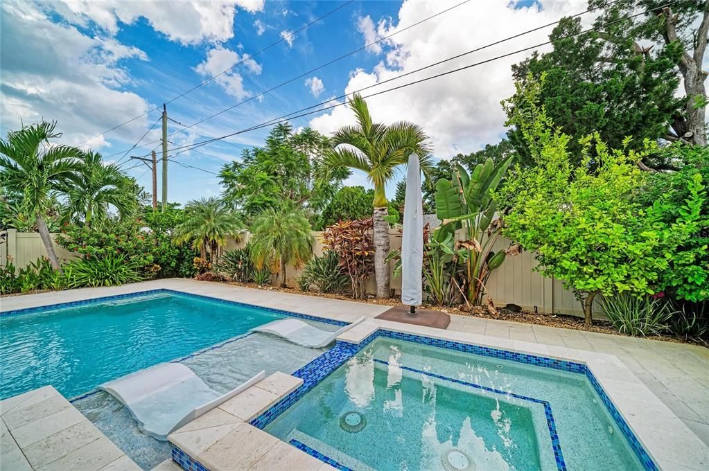For Sale: $869,000 (3 beds, 2 baths, 2482 Square Feet)