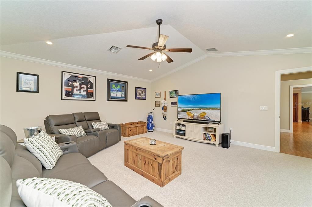 For Sale: $869,000 (3 beds, 2 baths, 2482 Square Feet)