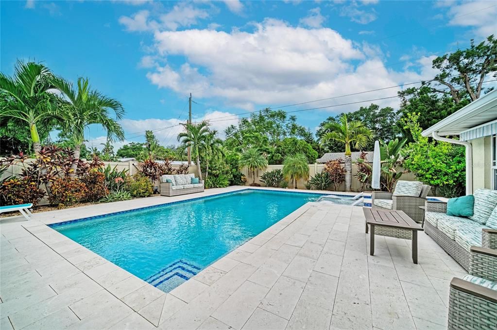 For Sale: $869,000 (3 beds, 2 baths, 2482 Square Feet)