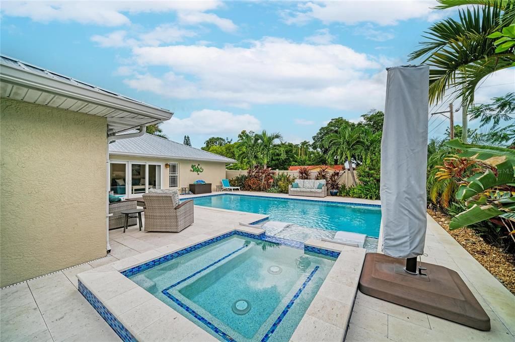 For Sale: $869,000 (3 beds, 2 baths, 2482 Square Feet)
