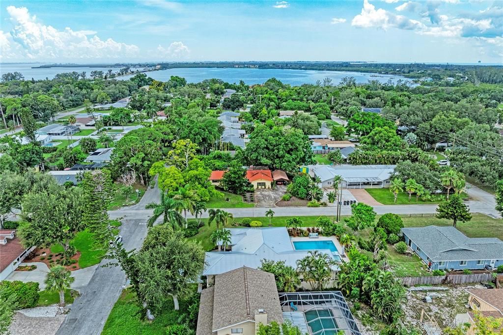 For Sale: $869,000 (3 beds, 2 baths, 2482 Square Feet)