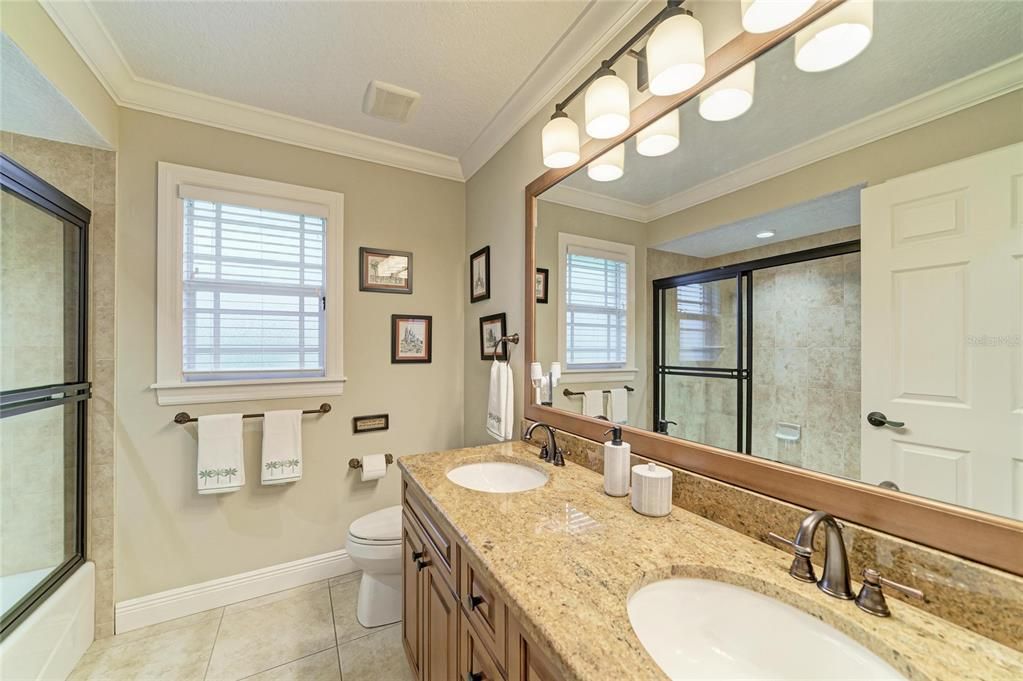 For Sale: $869,000 (3 beds, 2 baths, 2482 Square Feet)