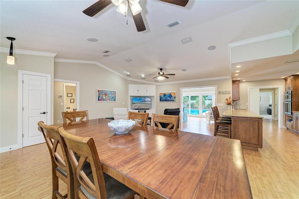 For Sale: $869,000 (3 beds, 2 baths, 2482 Square Feet)