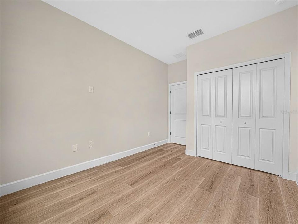 На продажу: $365,000 (4 спален, 2 ванн, 1793.2 Квадратных фут)