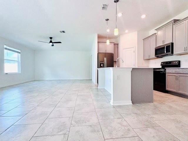En Venta: $345,000 (3 camas, 2 baños, 1540 Pies cuadrados)
