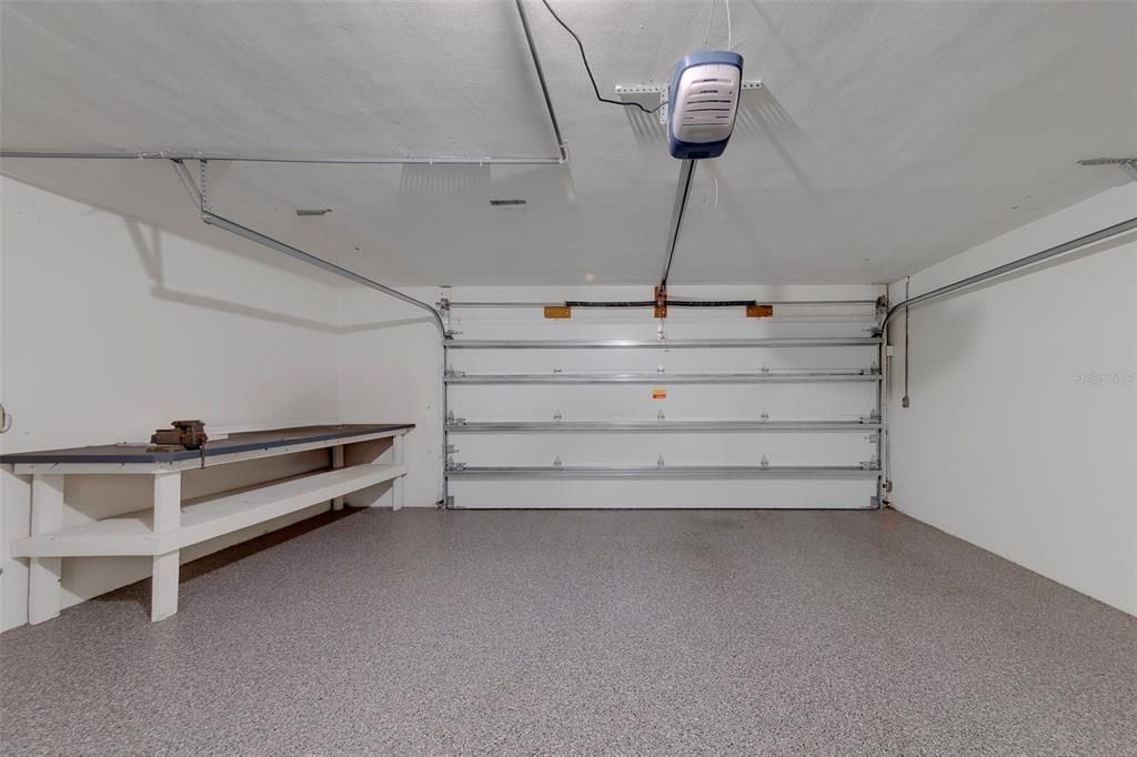 En Venta: $575,000 (4 camas, 3 baños, 2292 Pies cuadrados)