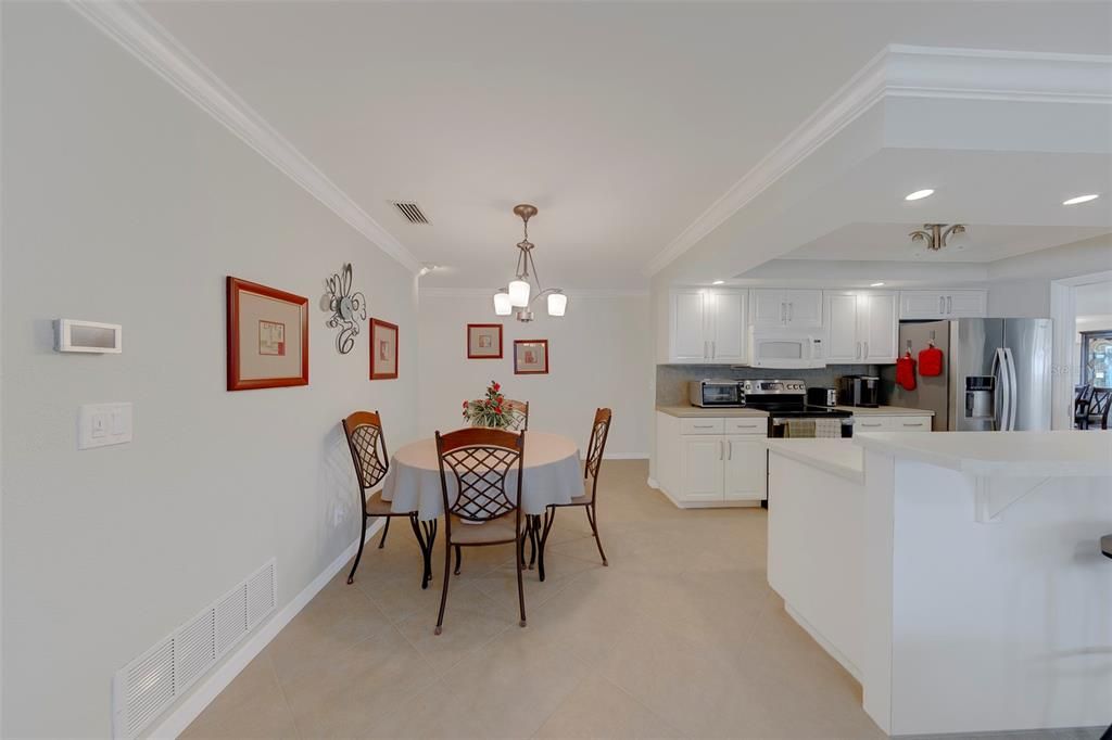 En Venta: $575,000 (4 camas, 3 baños, 2292 Pies cuadrados)