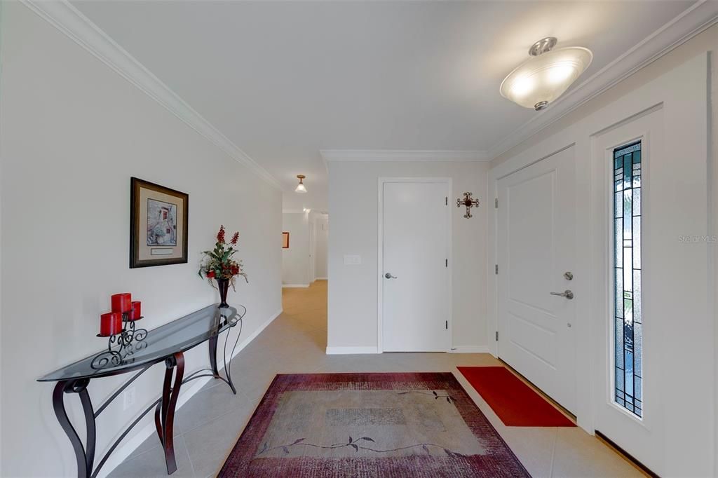 En Venta: $575,000 (4 camas, 3 baños, 2292 Pies cuadrados)