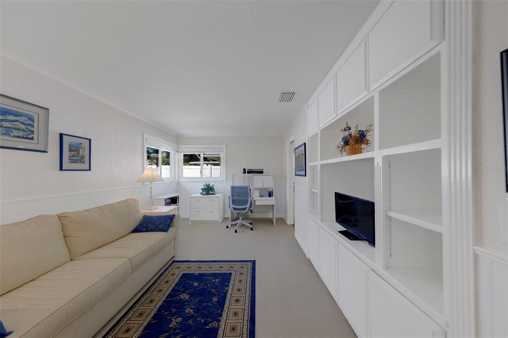 En Venta: $575,000 (4 camas, 3 baños, 2292 Pies cuadrados)