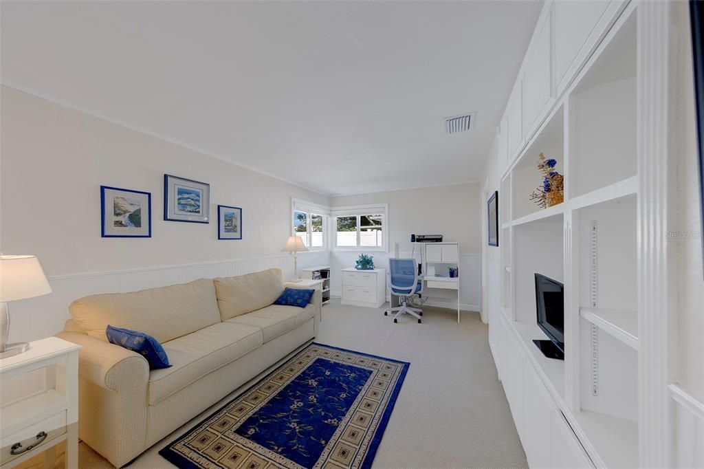 En Venta: $575,000 (4 camas, 3 baños, 2292 Pies cuadrados)