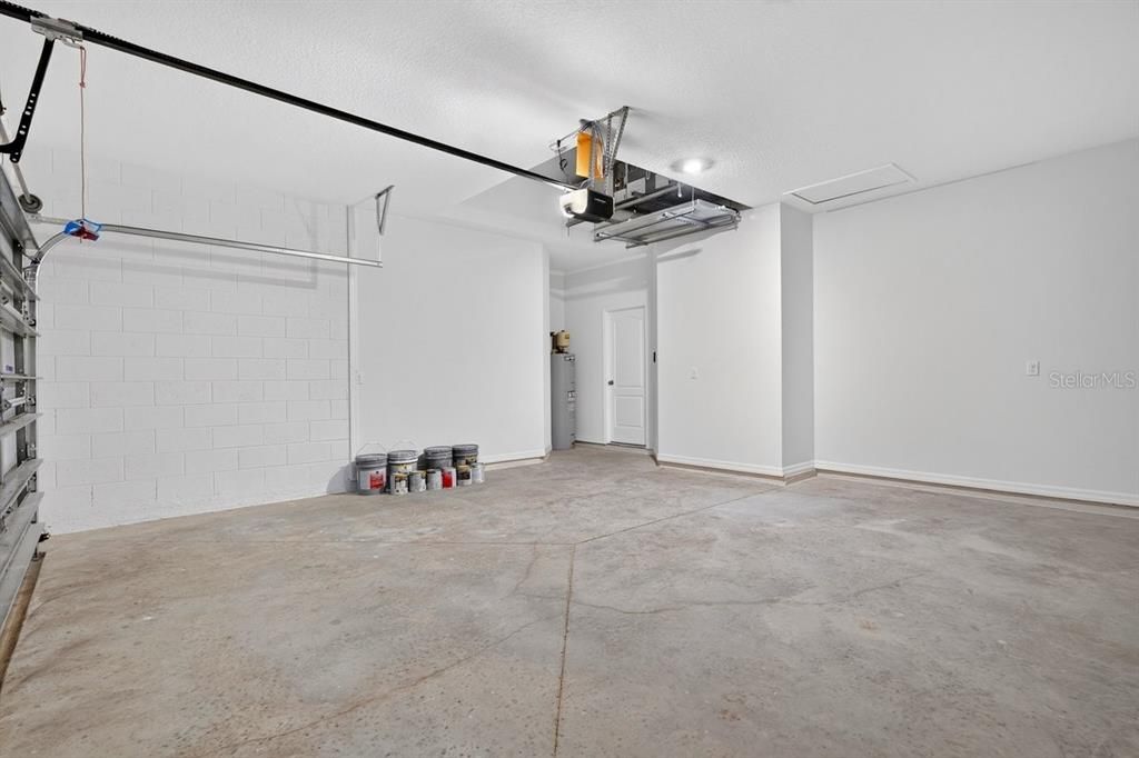 На продажу: $385,000 (4 спален, 2 ванн, 1851 Квадратных фут)