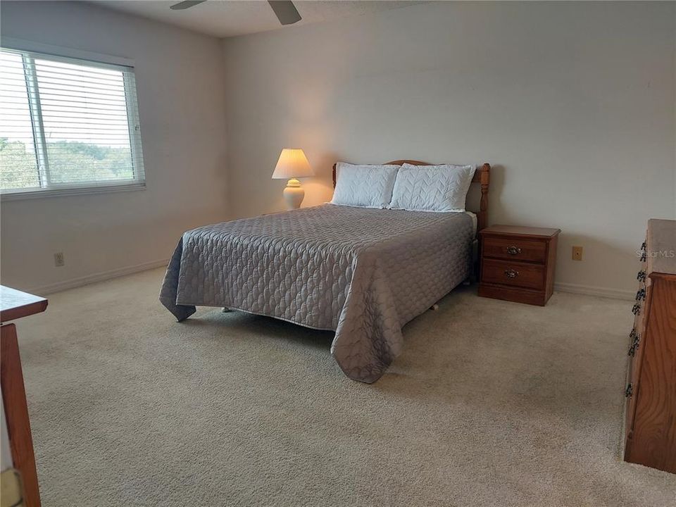 For Sale: $106,000 (2 beds, 2 baths, 1347 Square Feet)