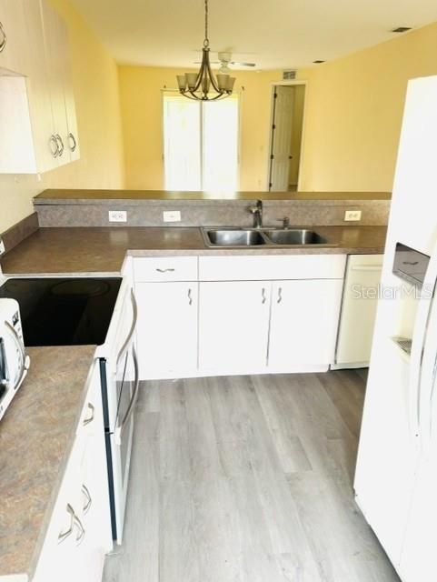 На продажу: $167,500 (3 спален, 2 ванн, 1218 Квадратных фут)