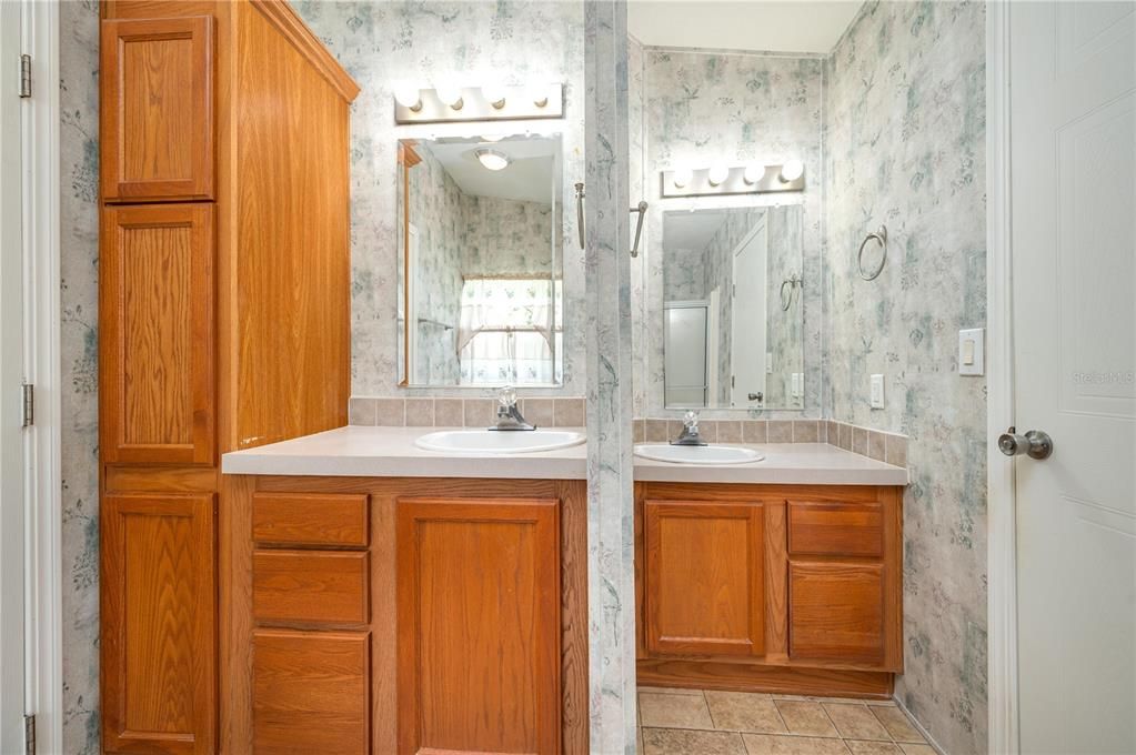 En Venta: $179,900 (3 camas, 2 baños, 1404 Pies cuadrados)