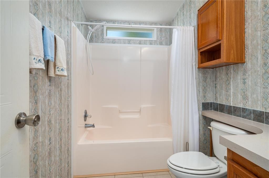 En Venta: $179,900 (3 camas, 2 baños, 1404 Pies cuadrados)
