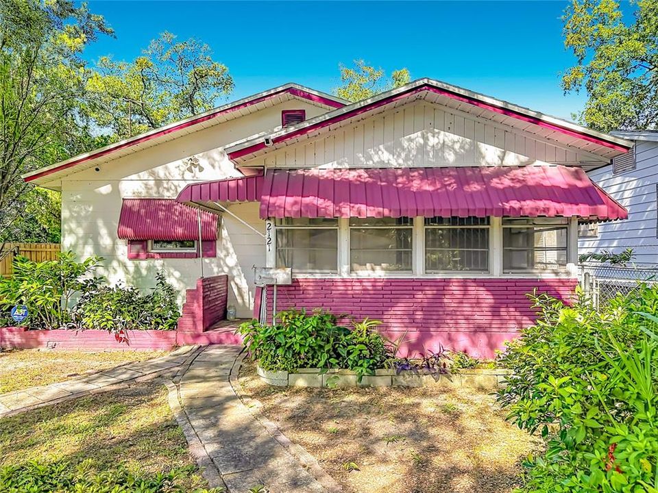 En Venta: $240,000 (2 camas, 1 baños, 841 Pies cuadrados)
