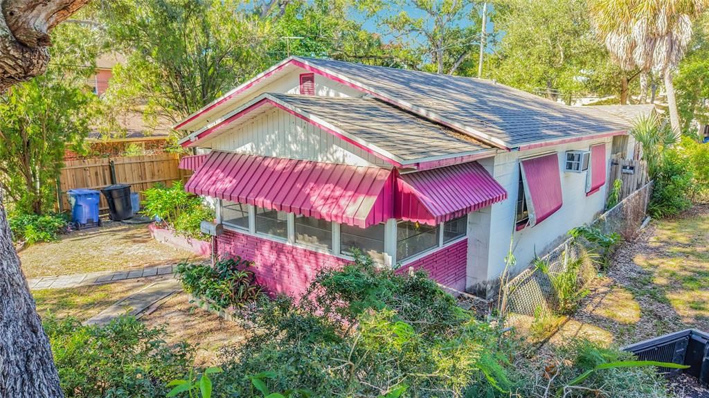 En Venta: $240,000 (2 camas, 1 baños, 841 Pies cuadrados)