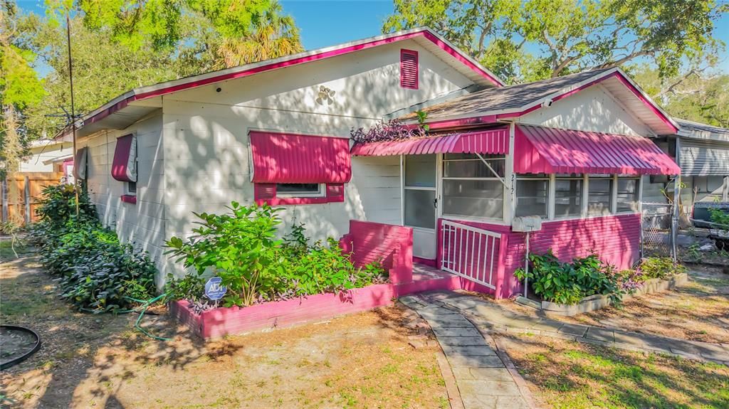 En Venta: $240,000 (2 camas, 1 baños, 841 Pies cuadrados)