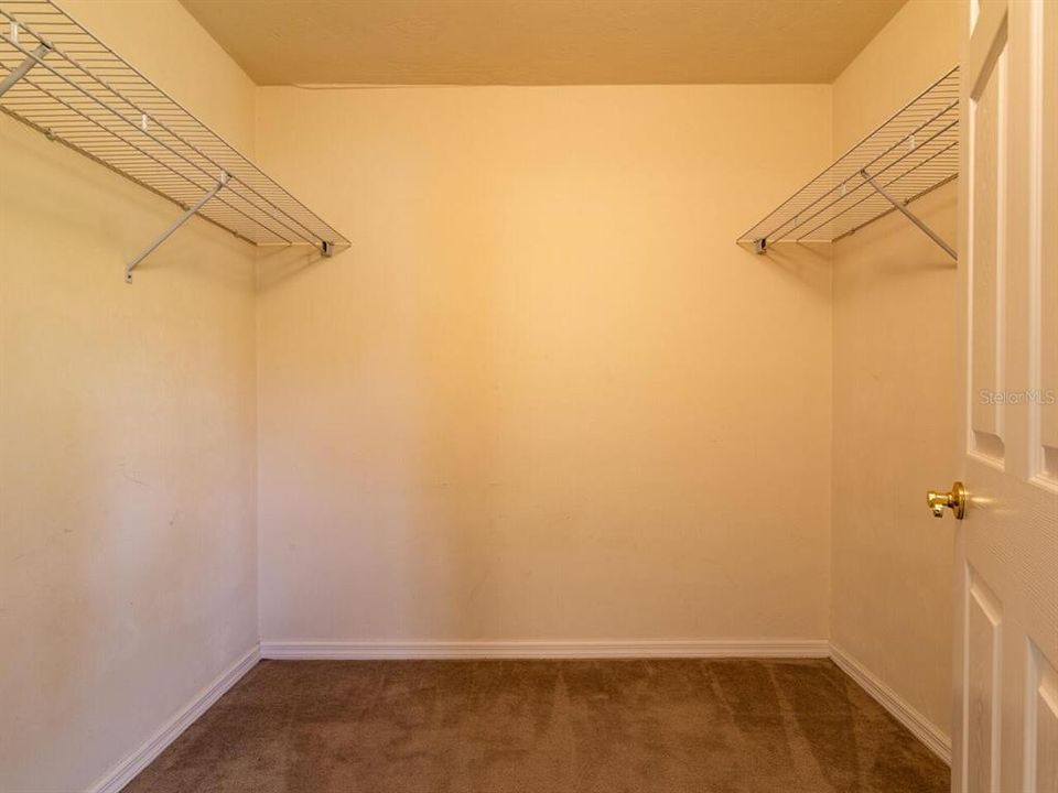 В аренду: $1,895 (3 спален, 2 ванн, 1747 Квадратных фут)
