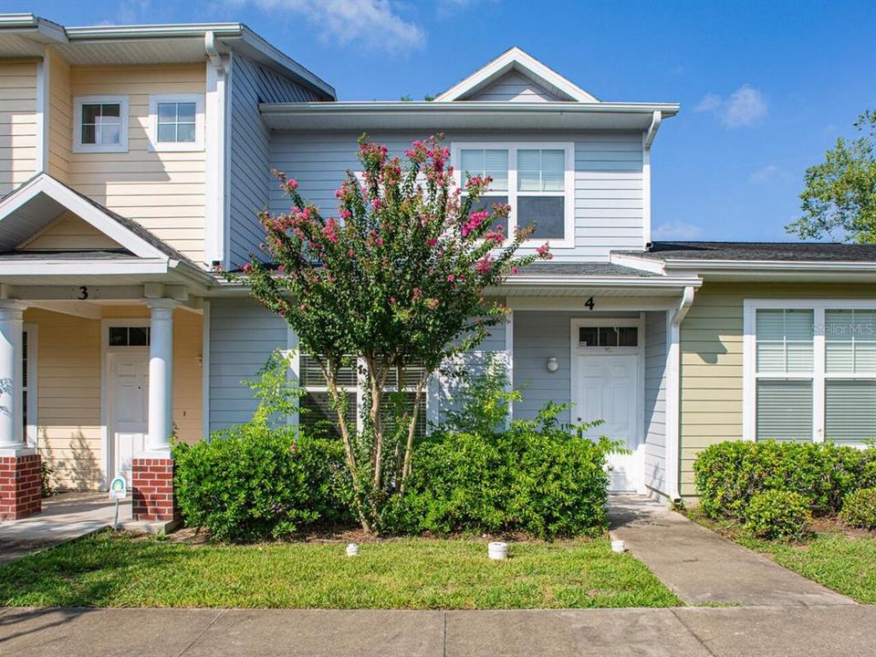 В аренду: $1,895 (3 спален, 2 ванн, 1747 Квадратных фут)