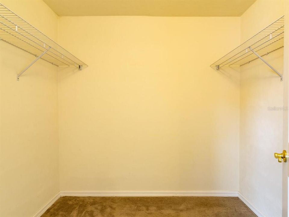 В аренду: $1,895 (3 спален, 2 ванн, 1747 Квадратных фут)