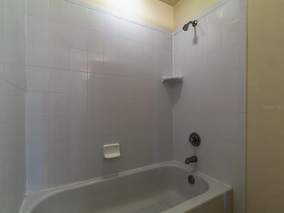 В аренду: $1,895 (3 спален, 2 ванн, 1747 Квадратных фут)