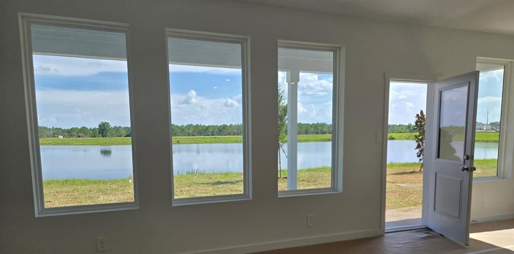 For Rent: $3,890 (4 beds, 3 baths, 2366 Square Feet)