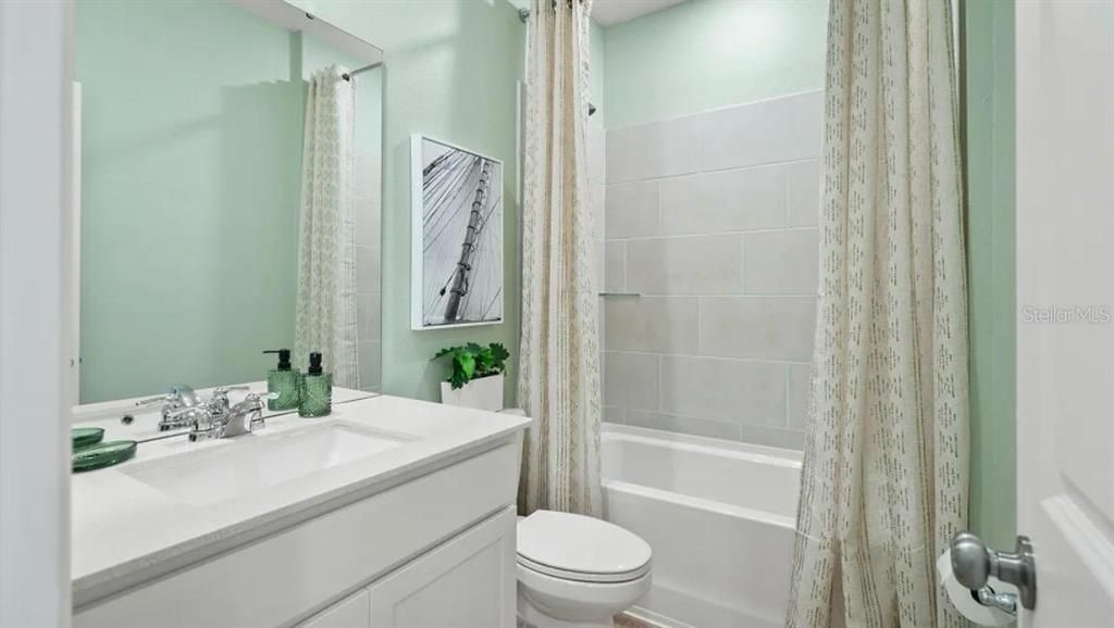 For Rent: $3,890 (4 beds, 3 baths, 2366 Square Feet)