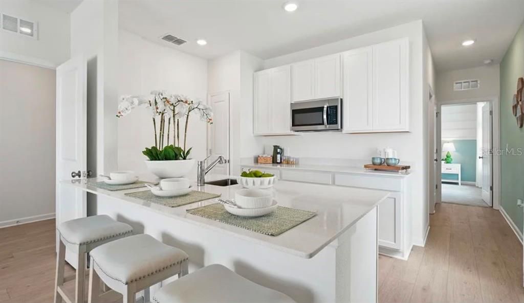 For Rent: $3,890 (4 beds, 3 baths, 2366 Square Feet)