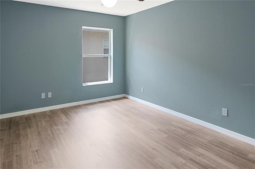 For Sale: $295,000 (3 beds, 2 baths, 1664 Square Feet)