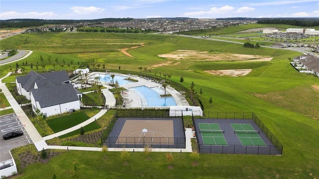 На продажу: $845,000 (6 спален, 4 ванн, 4000 Квадратных фут)