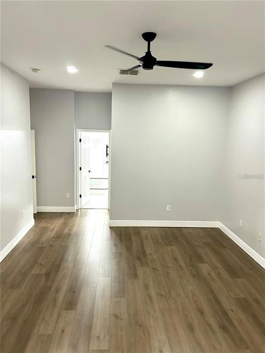 For Rent: $3,600 (4 beds, 3 baths, 2501 Square Feet)