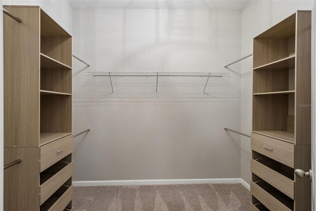 For Rent: $2,050 (3 beds, 2 baths, 1725 Square Feet)