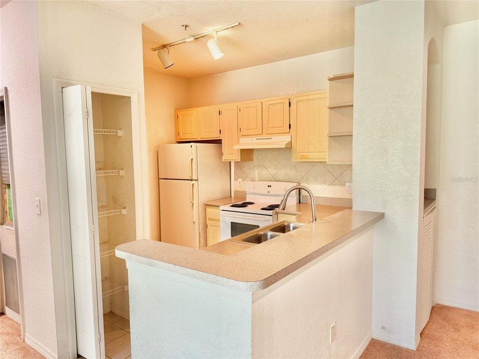 En Venta: $176,950 (2 camas, 1 baños, 901 Pies cuadrados)