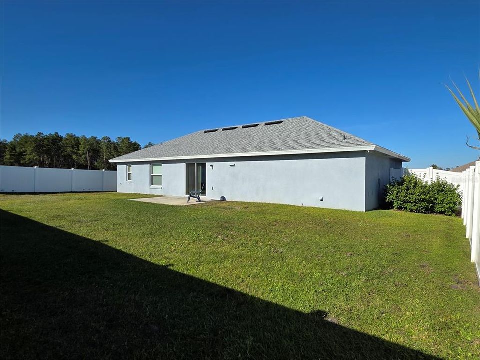 For Sale: $265,000 (3 beds, 2 baths, 1543 Square Feet)