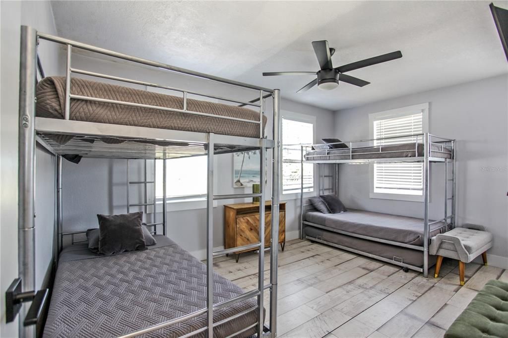 En Renta: $2,499 (2 camas, 1 baños, 900 Pies cuadrados)