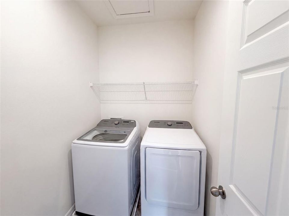 For Sale: $500,000 (3 beds, 2 baths, 2049 Square Feet)