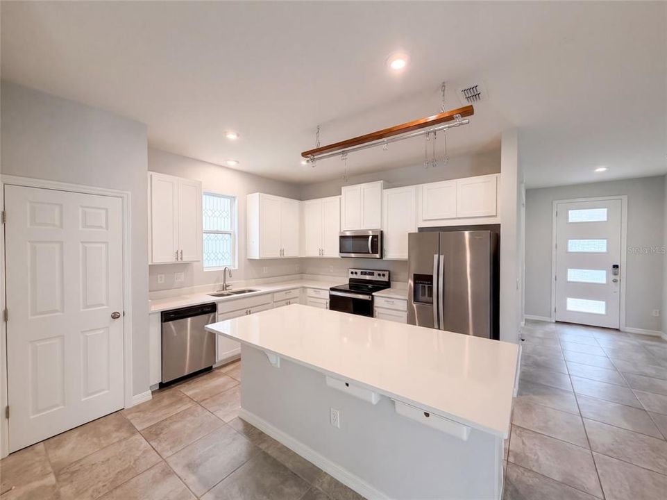 For Sale: $500,000 (3 beds, 2 baths, 2049 Square Feet)