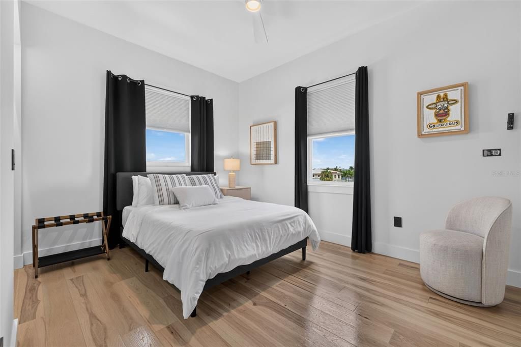 For Sale: $2,150,000 (4 beds, 3 baths, 2852 Square Feet)