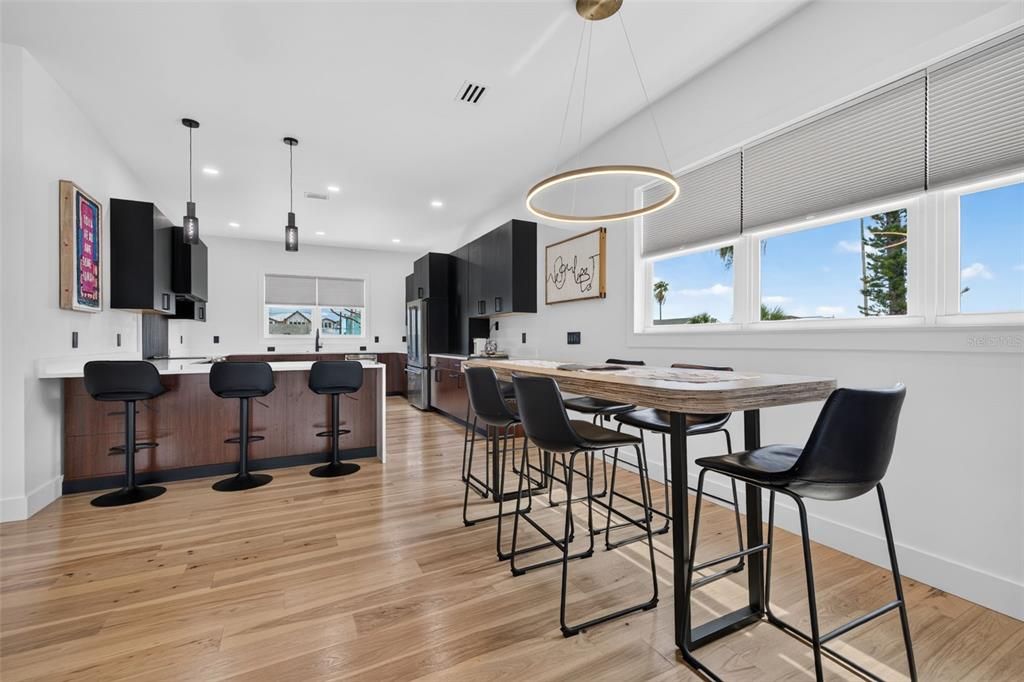 For Sale: $2,150,000 (4 beds, 3 baths, 2852 Square Feet)