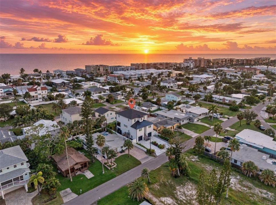 For Sale: $2,150,000 (4 beds, 3 baths, 2852 Square Feet)