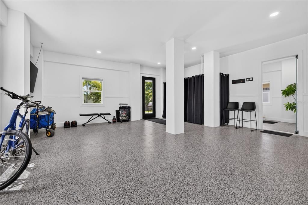 For Sale: $2,150,000 (4 beds, 3 baths, 2852 Square Feet)