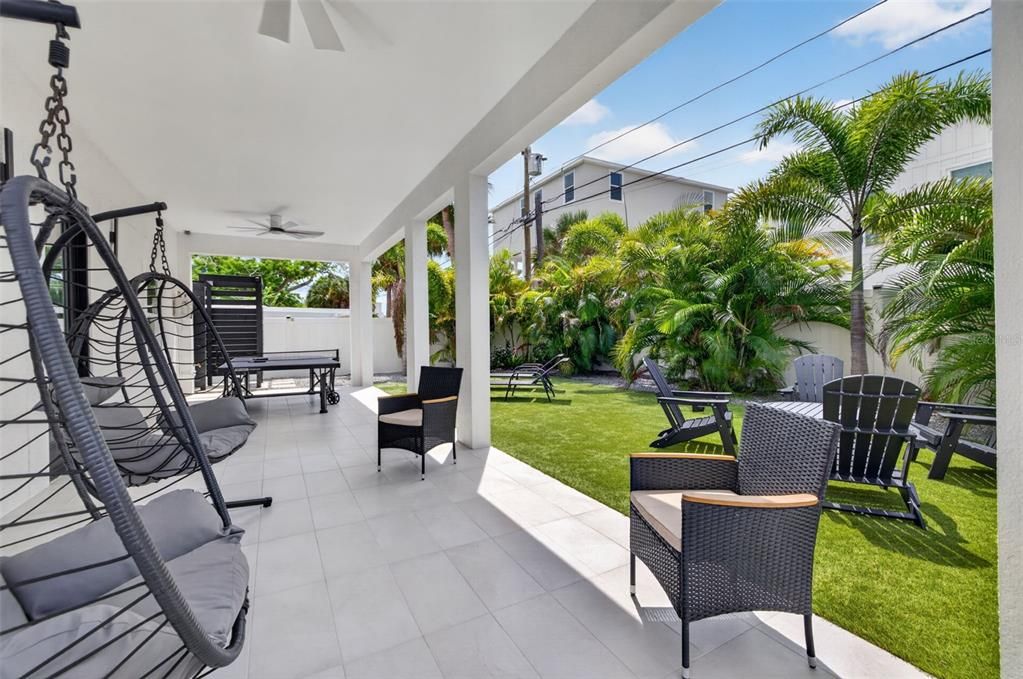 For Sale: $2,150,000 (4 beds, 3 baths, 2852 Square Feet)