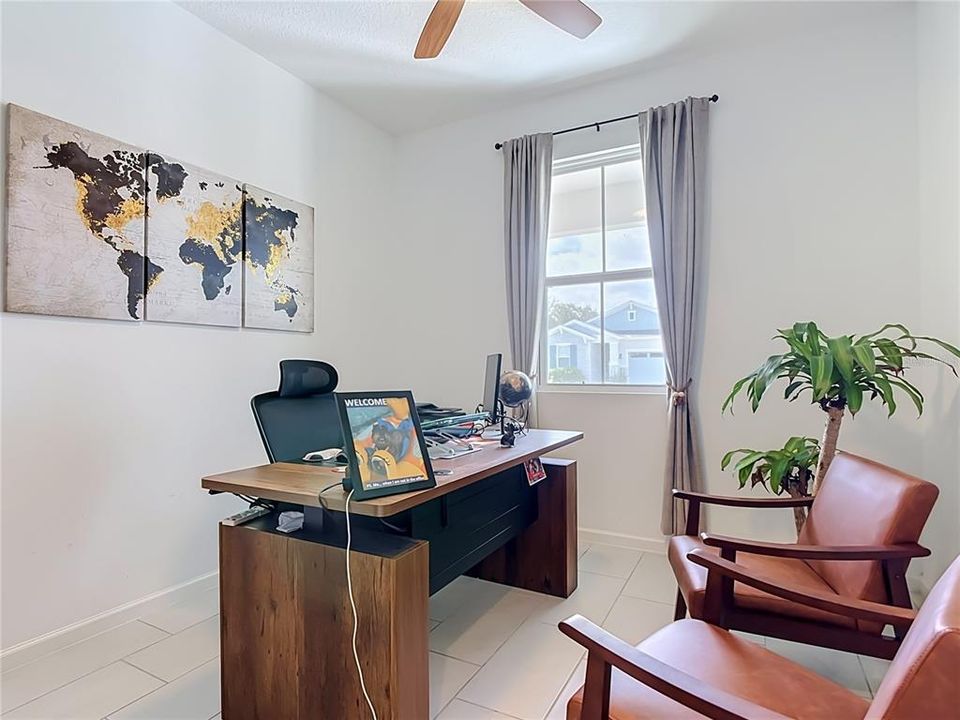 For Sale: $540,000 (4 beds, 2 baths, 1900 Square Feet)