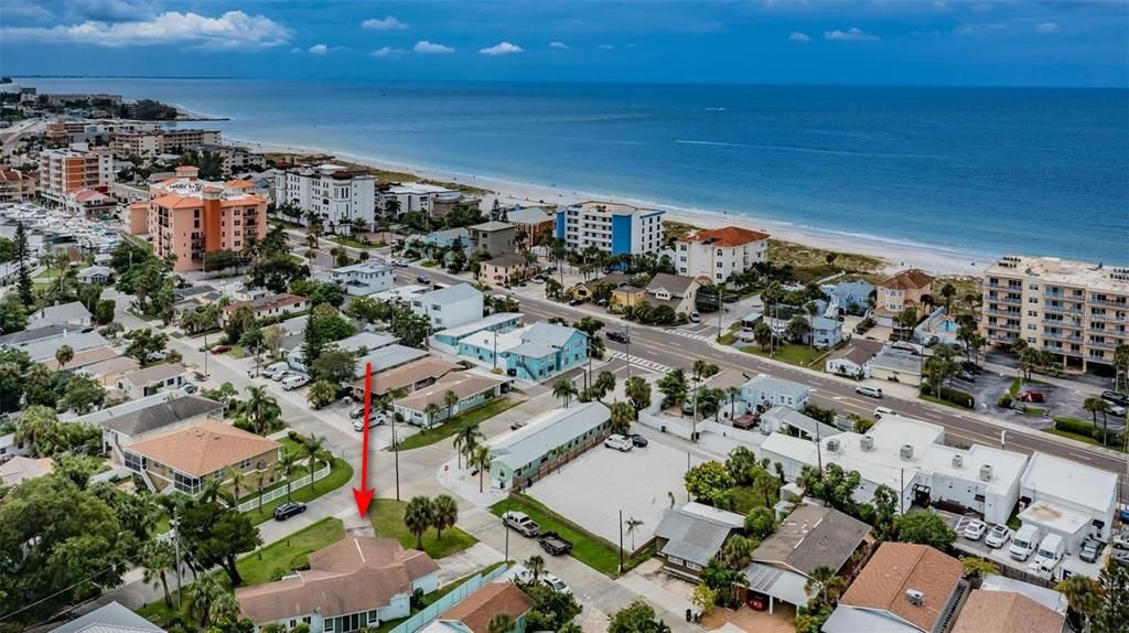 For Sale: $475,000 (2 beds, 2 baths, 1642 Square Feet)