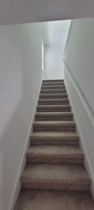En Renta: $2,590 (4 camas, 2 baños, 2071 Pies cuadrados)