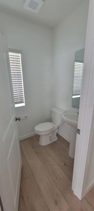 En Renta: $2,590 (4 camas, 2 baños, 2071 Pies cuadrados)
