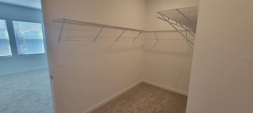 En Renta: $2,590 (4 camas, 2 baños, 2071 Pies cuadrados)